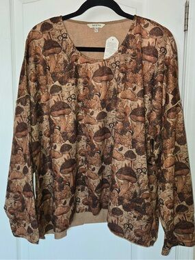 Yak & Yeti Oversized Loose Fit Mushroom Pullover Top Size L/XL NWT